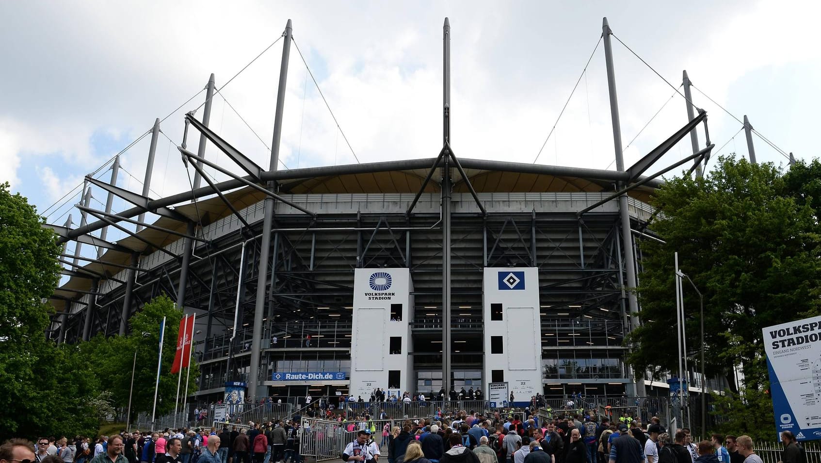 Blick auf das Volksparkstadion: Die Arena soll modernisiert werden.