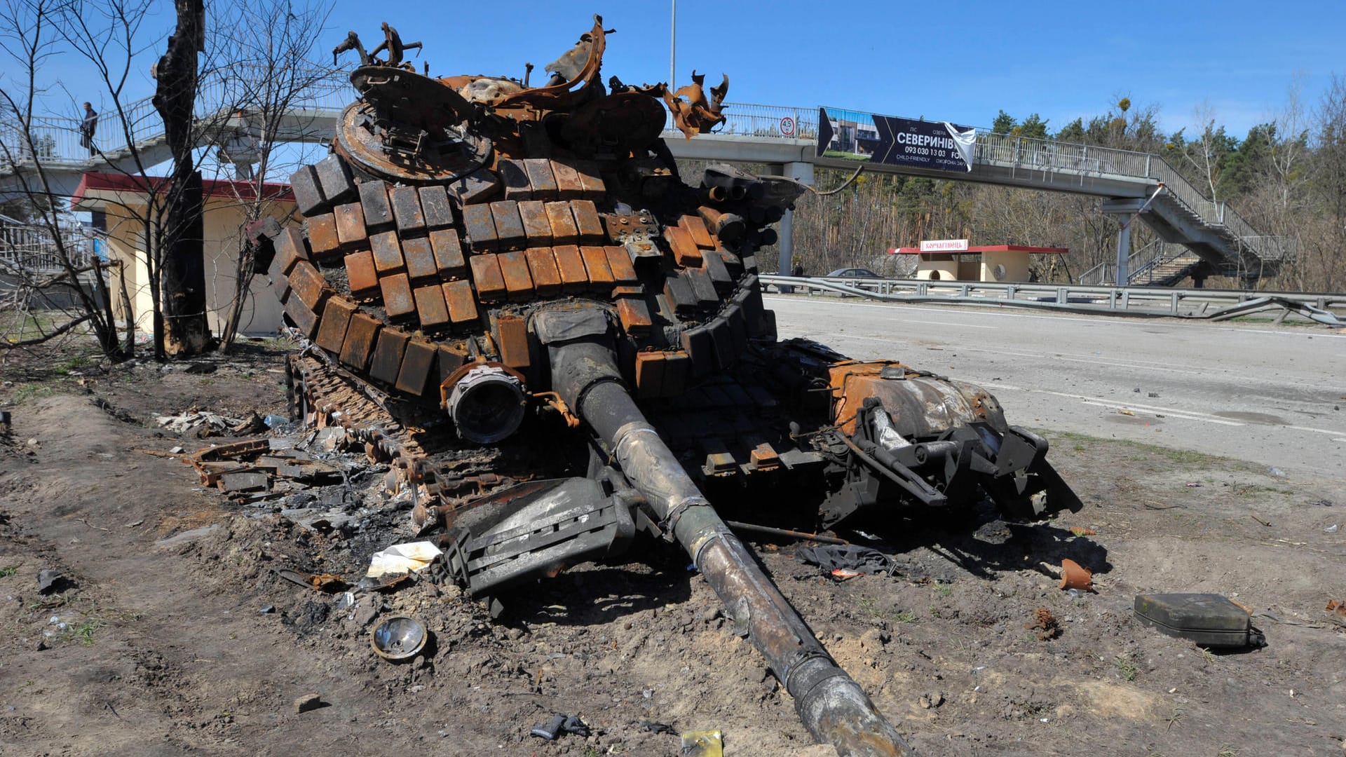 Zerstörter russischer Panzer: Auch in der zweiten Phase der Invasion lief vieles nicht nach Plan.