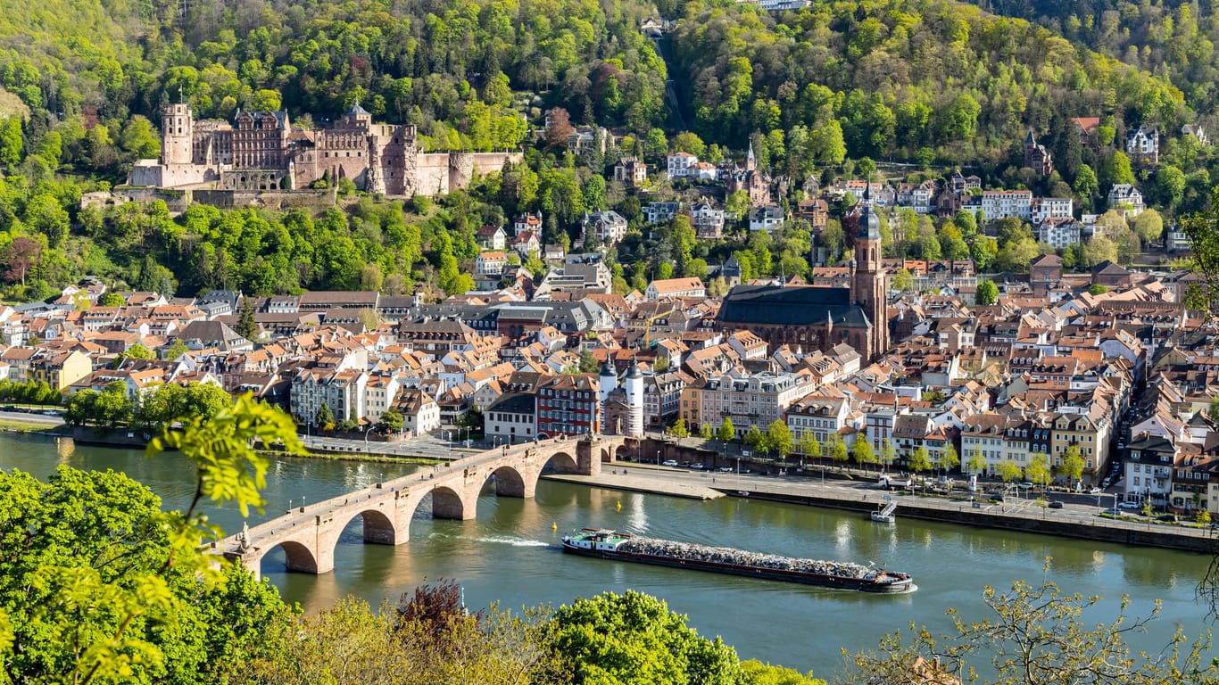 Das Heidelberger Schloss: Das Wahrzeichen liegt entlang einer der Ferienrouten.
