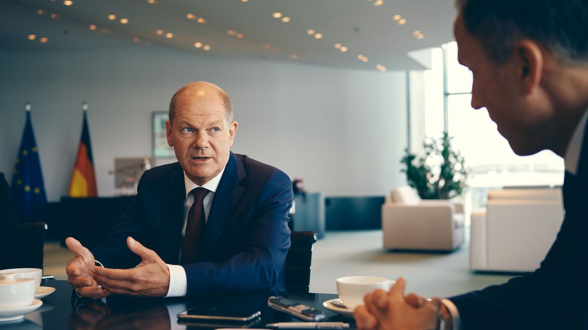 Olaf Scholz beim Interview mit t-online im Bundeskanzleramt.