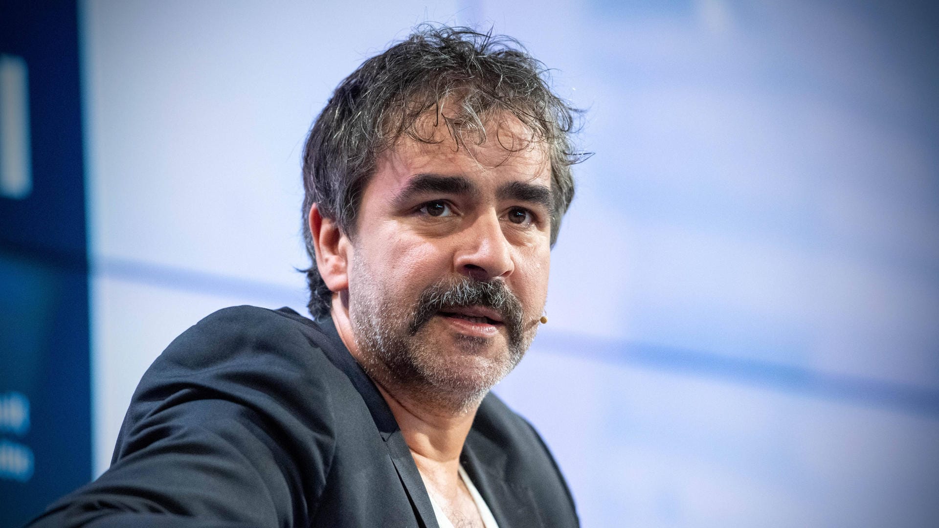 Deniz Yücel: Der Journalist ist als PEN-Präsident zurückgetreten.