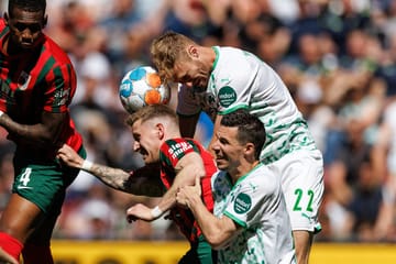 Augsburg vs. Fürth: FCA enjoyed a 2-1 win.