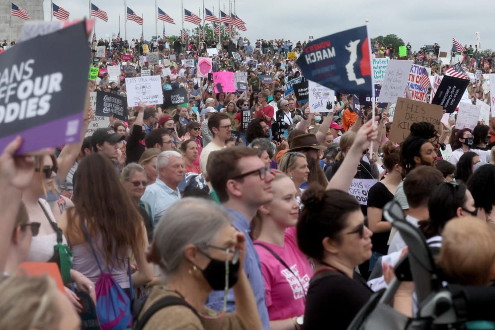 Abtreibungsbefürworter in Washington: Im ganzen Land waren Menschen auf die Straße gegangen.