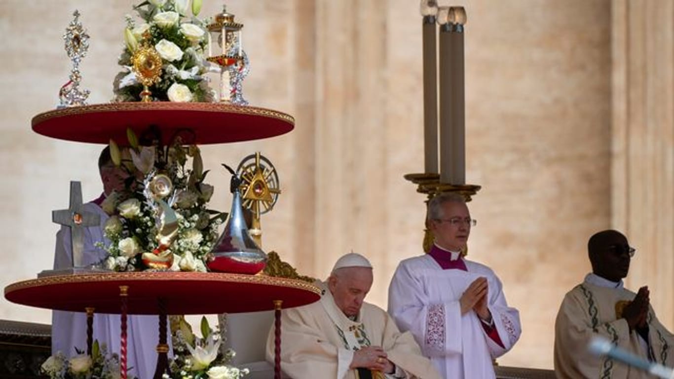 Heiligsprechungen auf dem Petersplatz durch Papst Franziskus