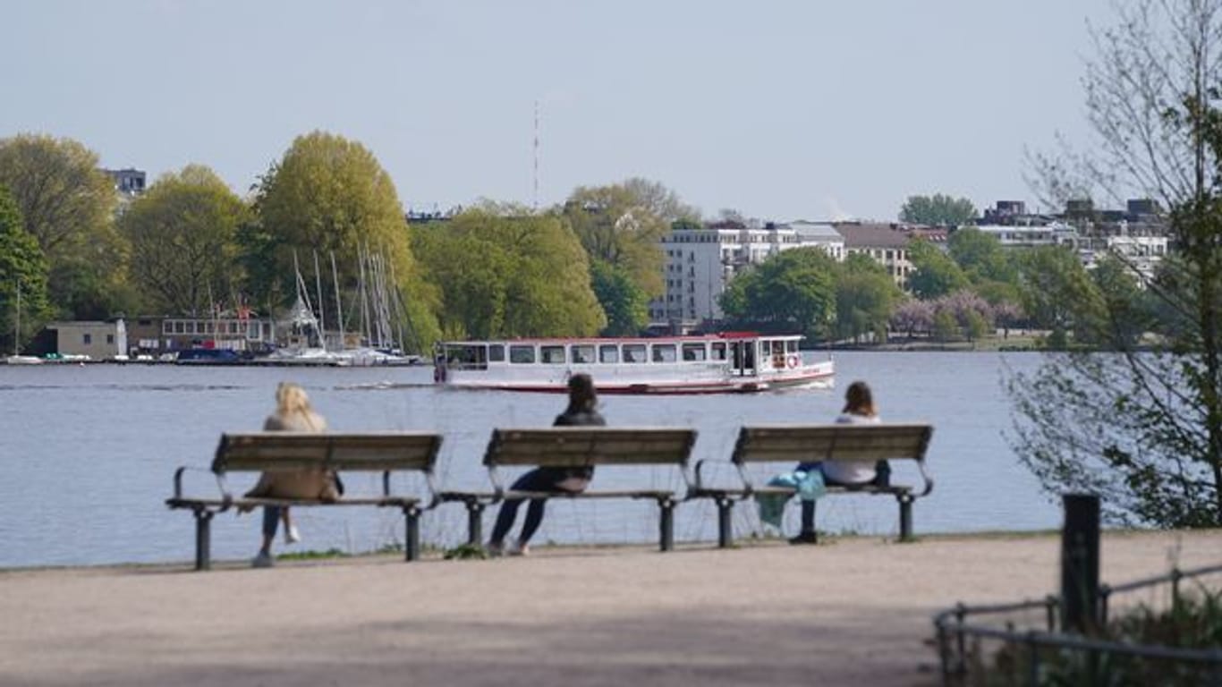 Sonne an der Außenalster