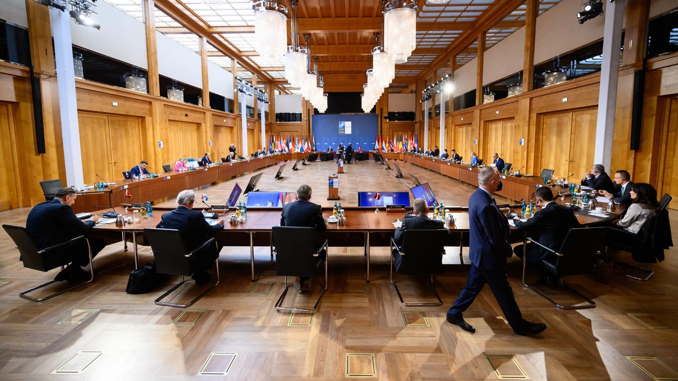 Nato-Außenministertreffen in Berlin: Hauptthema der informellen Beratungen ist der Krieg in der Ukraine.