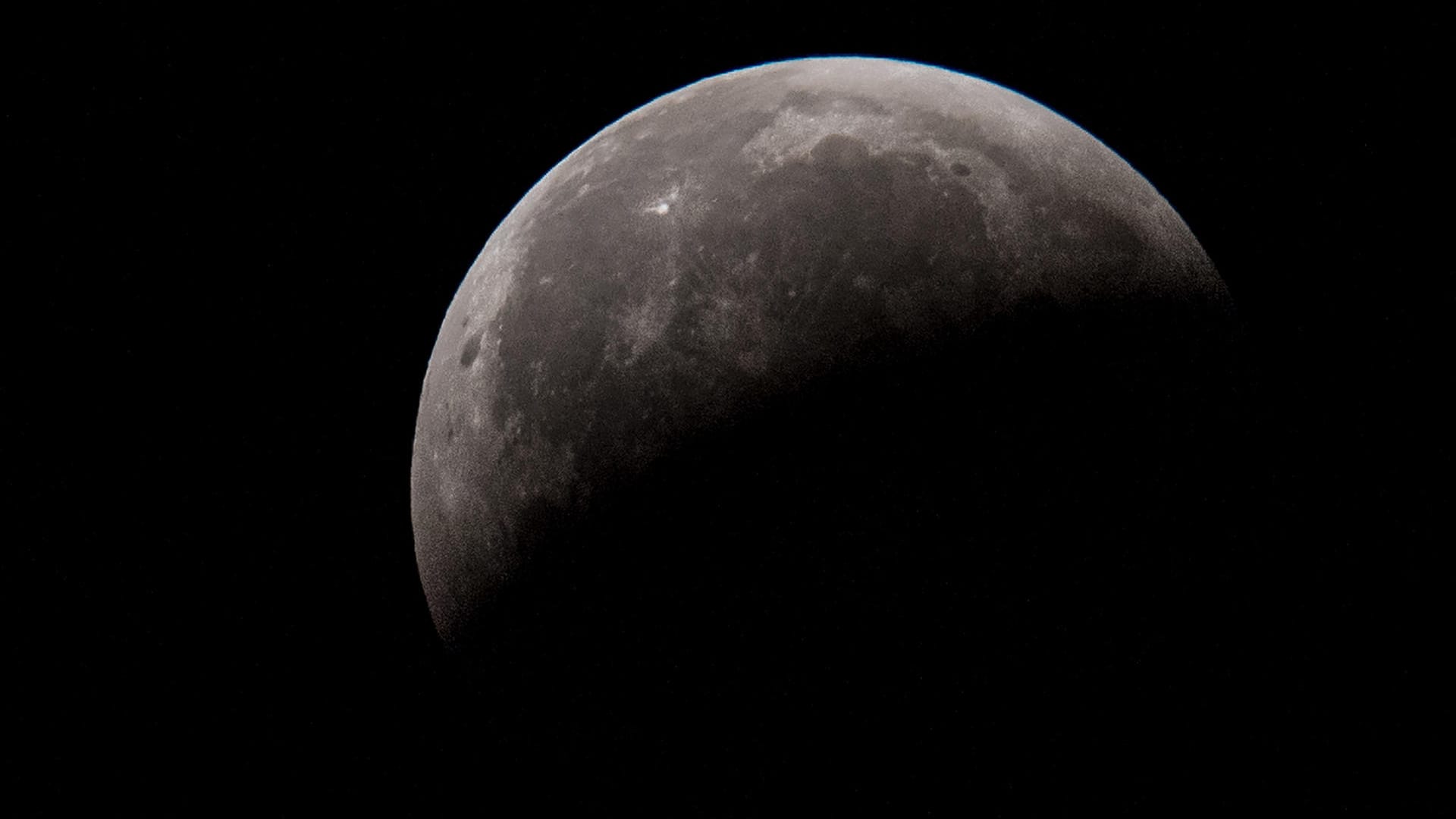 Mondfinsternis: In einigen Gegenden wird sie morgen zu sehen sein.