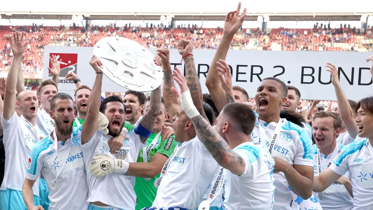 Der FC Schalke 04 feierte den Meistertitel der 2.