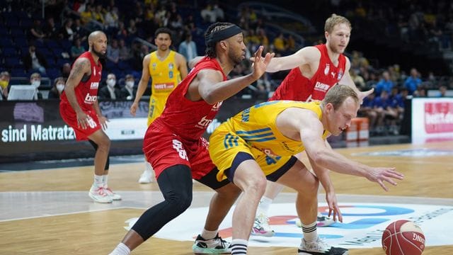 Alba Berlin - Brose Bamberg Alba Berlin - Brose Bamberg