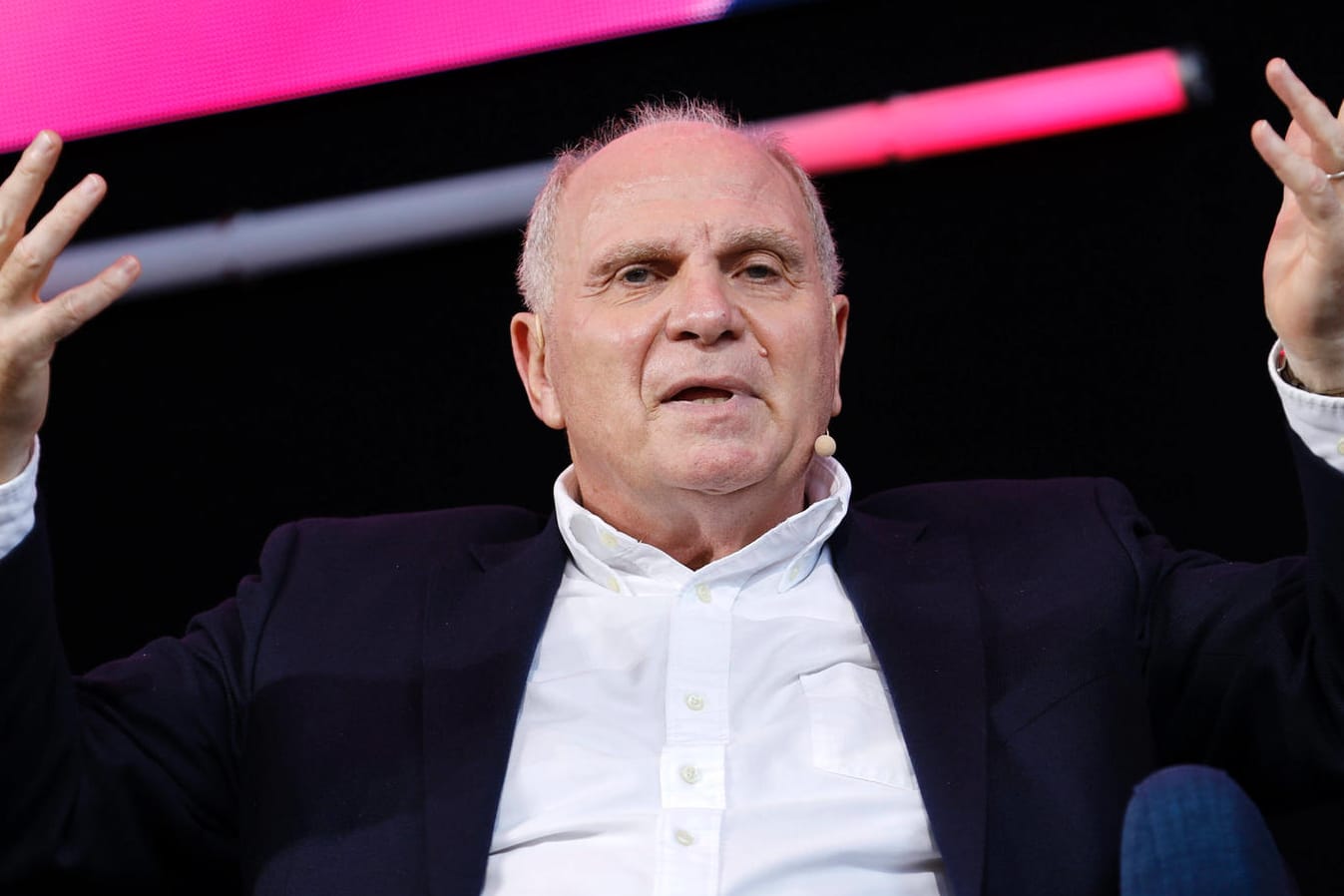 Uli Hoeneß (Archivbild): Der langjährige Bayern-Manager spricht Klartext.