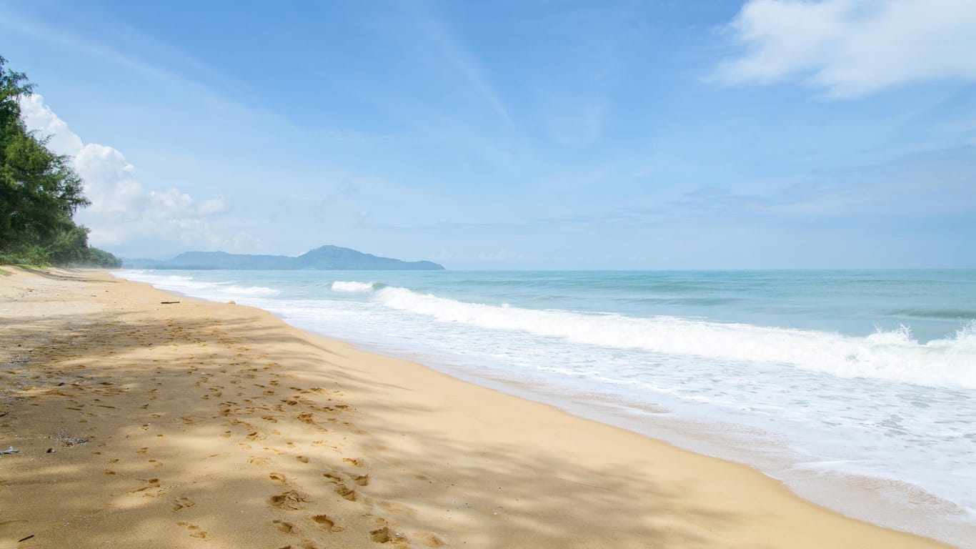 Mai Khao Beach in Thailand: Eine deutsche Touristin wurde hier mehrere Tage vermisst.