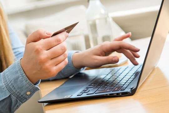 Wie viel kostet das? Preise in Online-Shops ändern sich ständig - warum, das ist teilweise nicht nachvollziehbar.