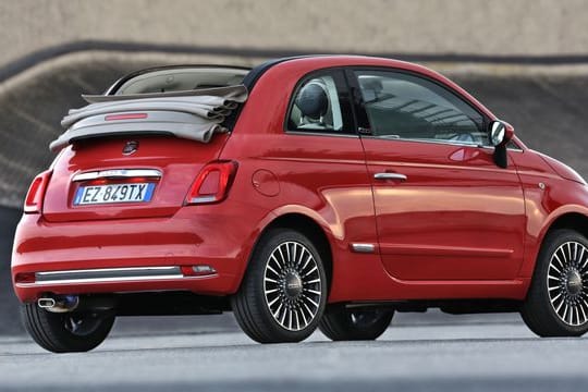 Fiat 500C: Mit Faltdach kommt bei dem Italiener Cabriogefühl auf.