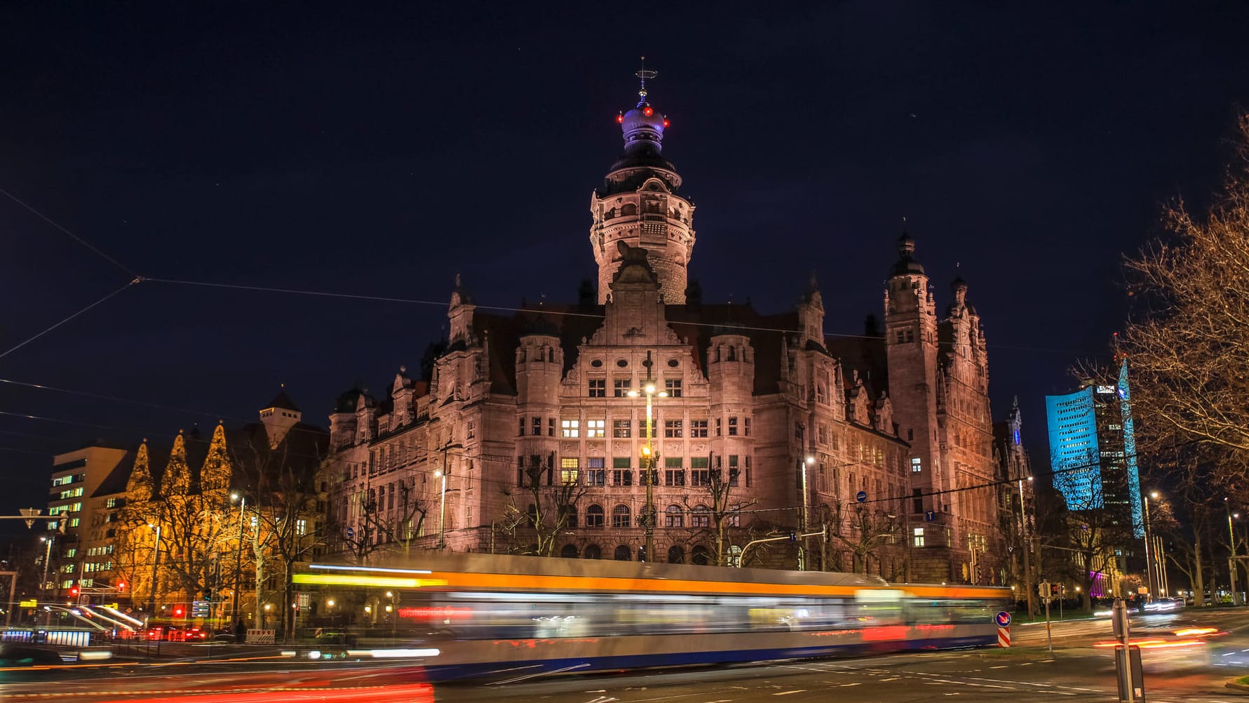 Das Neue Rathaus am Burgplatz in Leipzig: Hier findet die Sitzung des Stadtrates statt.