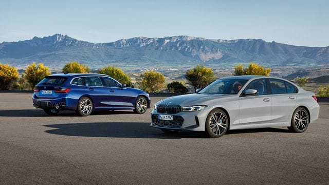 Aufgefrischt: Zum Sommer gibt BMW dem 3er Touring und Limousine (rechts) ein Facelift.