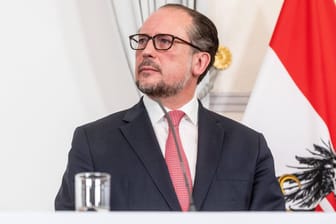 Außenminister Alexander Schallenberg bekräftigt den österreichischen Sonderweg.