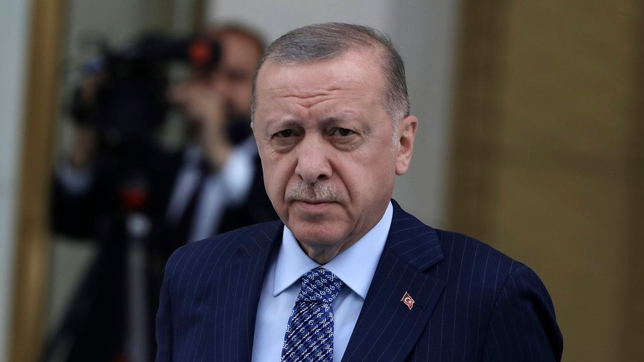 Die Türkei blockiert derzeit einen Nato-Beitritt von Finnland und Schweden. Die Türkei blockiert derzeit einen Nato-Beitritt von Finnland und Schweden.