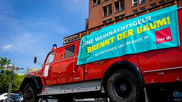 24-Stunden-Demonstration "Wahltag ist Zahltag"