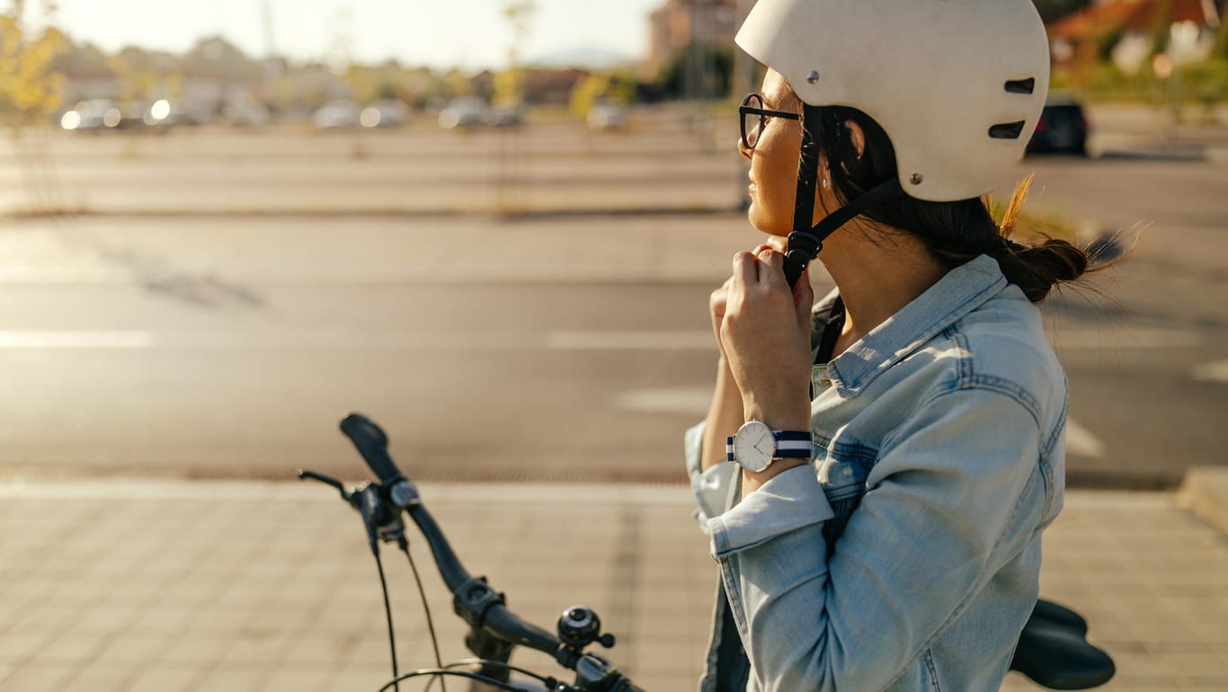 Heute erhalten Sie E-Bikes beliebter Marken wie Prophete und Zündapp zu stark reduzierten Preisen.