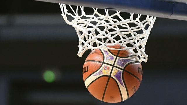 Die Fiba hat den Ausschluss von Mannschaften aus Russland und Belarus bestätigt.