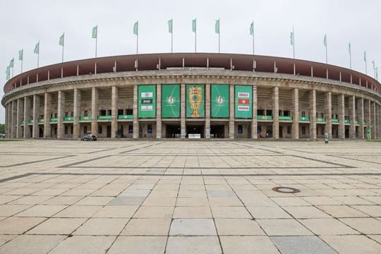 Das DFB-Pokalfinale soll in Berlin bleiben, befindet DFB-Chef Bernd Neuendorf.