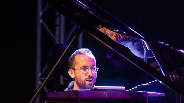 Pianist Igor Levit bei einem Konzert in Jamel.