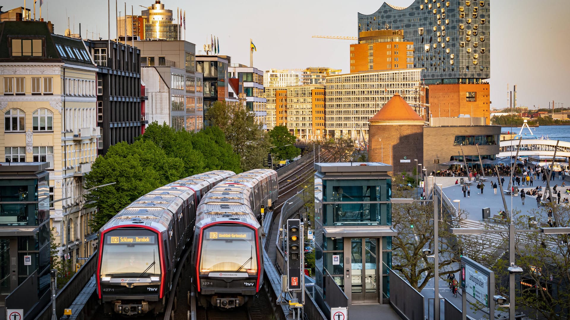 Station Landungsbrücken, Hamburg (Symbolbild): Die U3 zwischen St. Pauli und Baumwall ist vom 20. bis zum 24. Mai in beide Richtungen gesperrt. Station Landungsbrücken, Hamburg (Symbolbild): Die U3 zwischen St. Pauli und Baumwall ist vom 20. bis zum 24. Mai in beide Richtungen gesperrt.