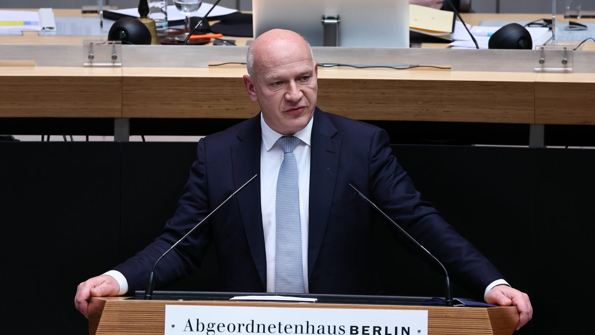 CDU-Fraktionsvorsitzender Kai Wegner (Archivbild): Die Berliner CDU-Fraktion kritisiert die rot-grün-roten Haushaltsplanungen. CDU-Fraktionsvorsitzender Kai Wegner (Archivbild): Die Berliner CDU-Fraktion kritisiert die rot-grün-roten Haushaltsplanungen.