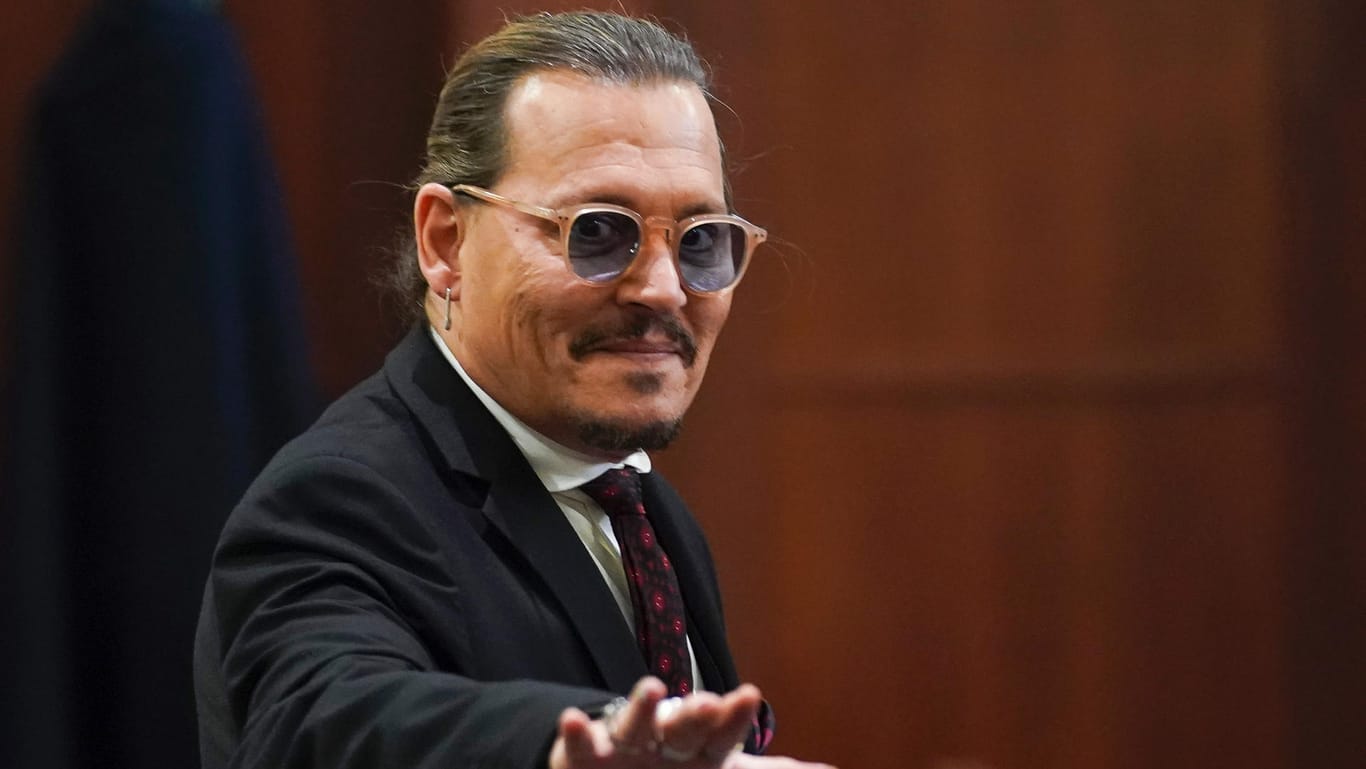 Johnny Depp: Gegen den Schauspieler gibt es in dem Prozess immer wieder schwerwiegende Gewaltvorwürfe.