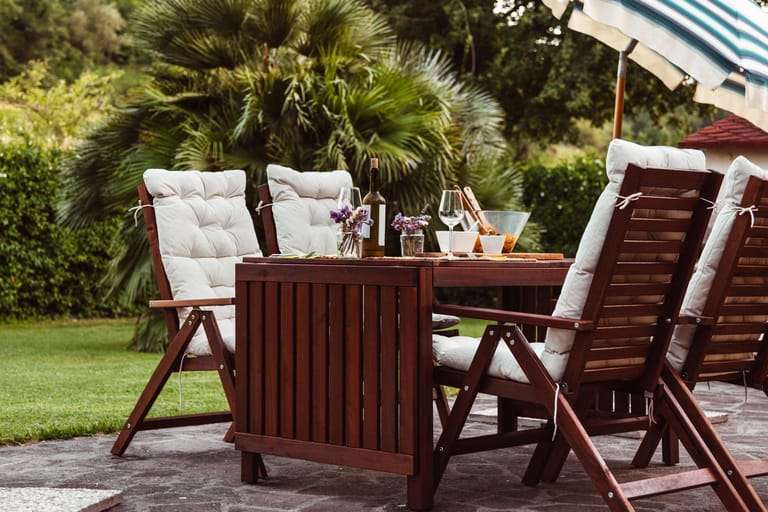 Schöne Terrassenmöbel: Mit diesen Gartenmöbeln gestalten Sie Ihren Außenbereich wohnlich.