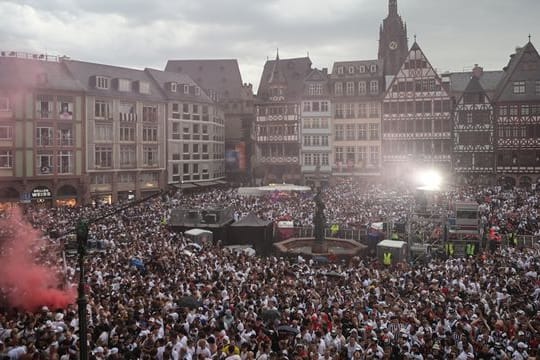 Eintracht Frankfurt feiert Europa-League-Sieg