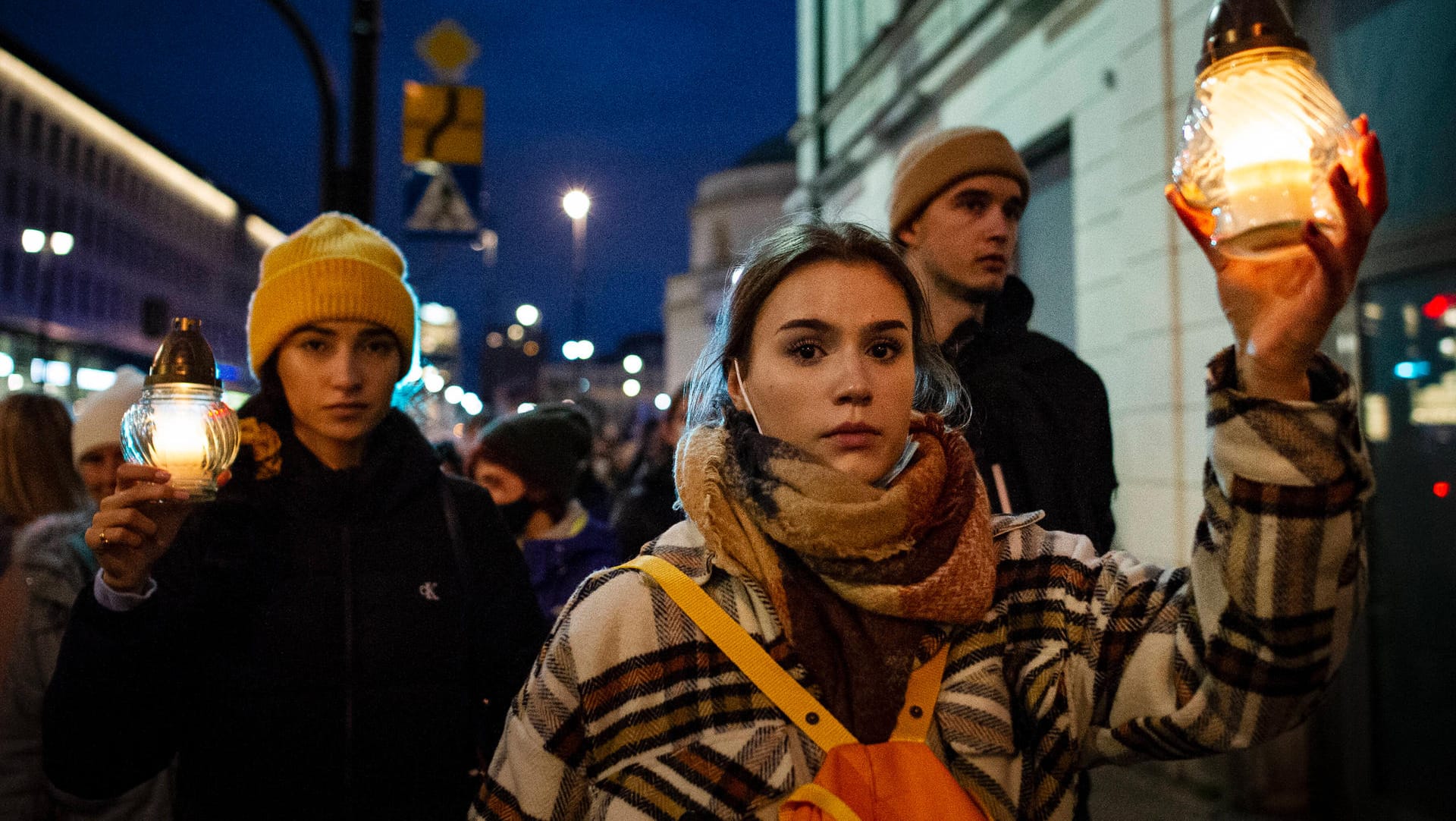 Frauen protestieren gegen das Abtreibungsgesetz in Polen: Nun trifft es auch Geflüchtete aus der Ukraine.