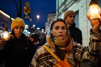 Frauen protestieren gegen das Abtreibungsgesetz in Polen: Nun trifft es auch Geflüchtete aus der Ukraine.