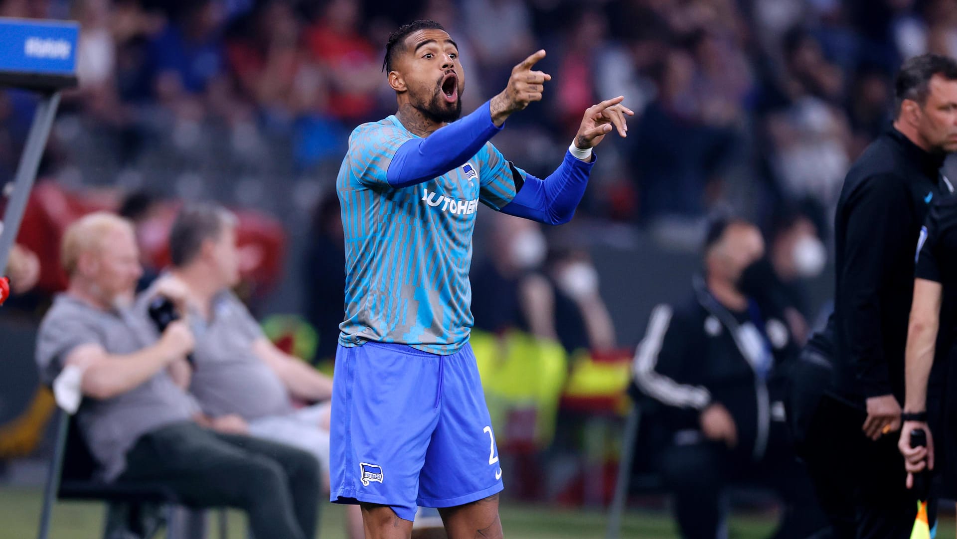 Kevin-Prince Boateng: Gegen den HSV saß er 90 Minuten auf der Bank.