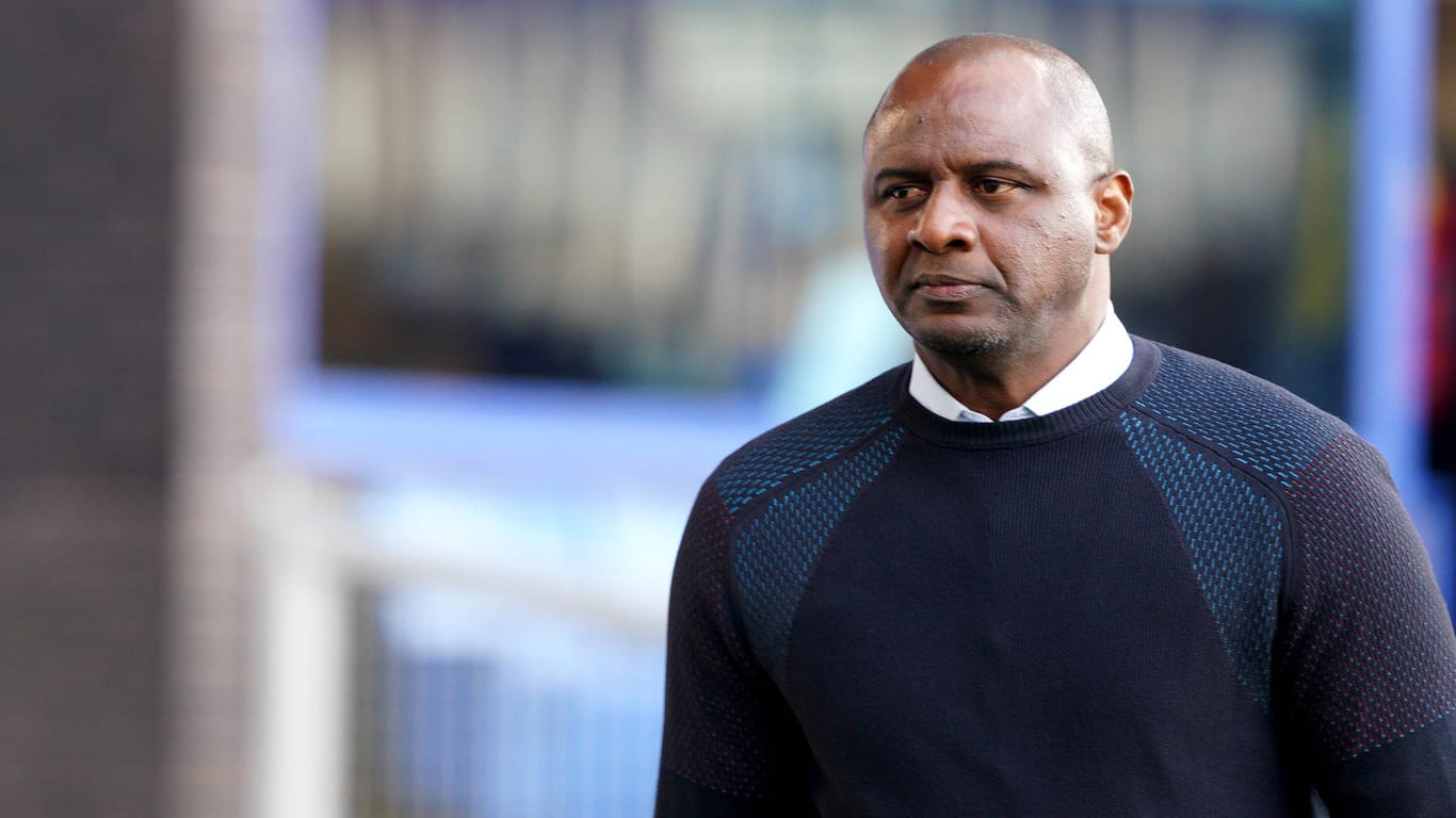 Patrick Vieira: Trat auf dem Spielfeld einen Fan.