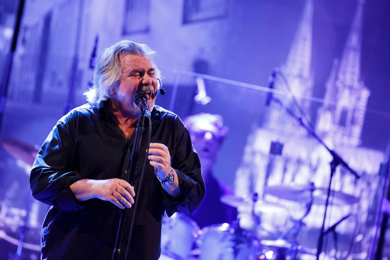 Tommy Engel & Band live bei einem Konzert der Noh bei mir Tour in der Volksbühne am Rudolfplatz Kö