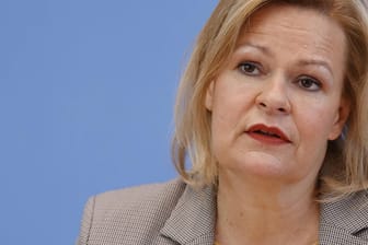 Nancy Faeser (SPD): Gibt die Innenministerin ihr Amt vor dem Ende der Legislaturperiode ab?