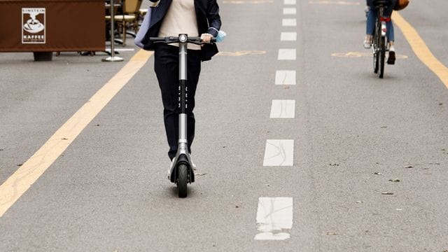 Seit etwa drei Jahren sind E-Scooter in Deutschland zugelassen.