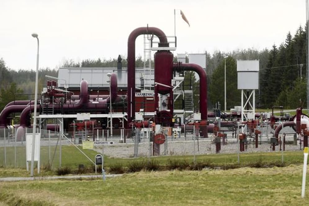Russland stellt die Gas-Lieferungen nach Finnland nach Angaben des finnischen Energiekonzerns Gasum ein.
