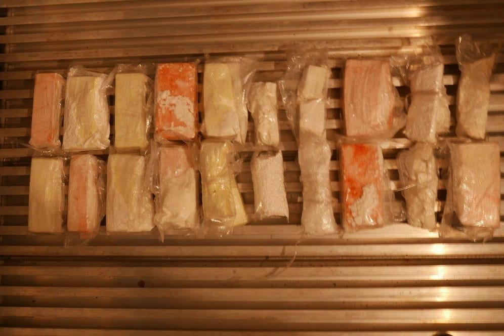 Sichergestelltes Kokain: Der Straßenhandelspreis liegt bei etwa 1,5 Millionen Euro.