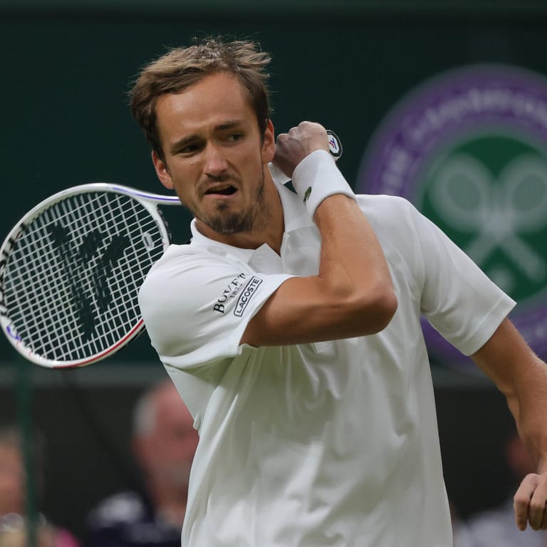 Daniil Medvedev: Der Russe darf in diesem Jahr in Wimbledon nicht an den Start gehen – würde aber auch keine Punkte verlieren.