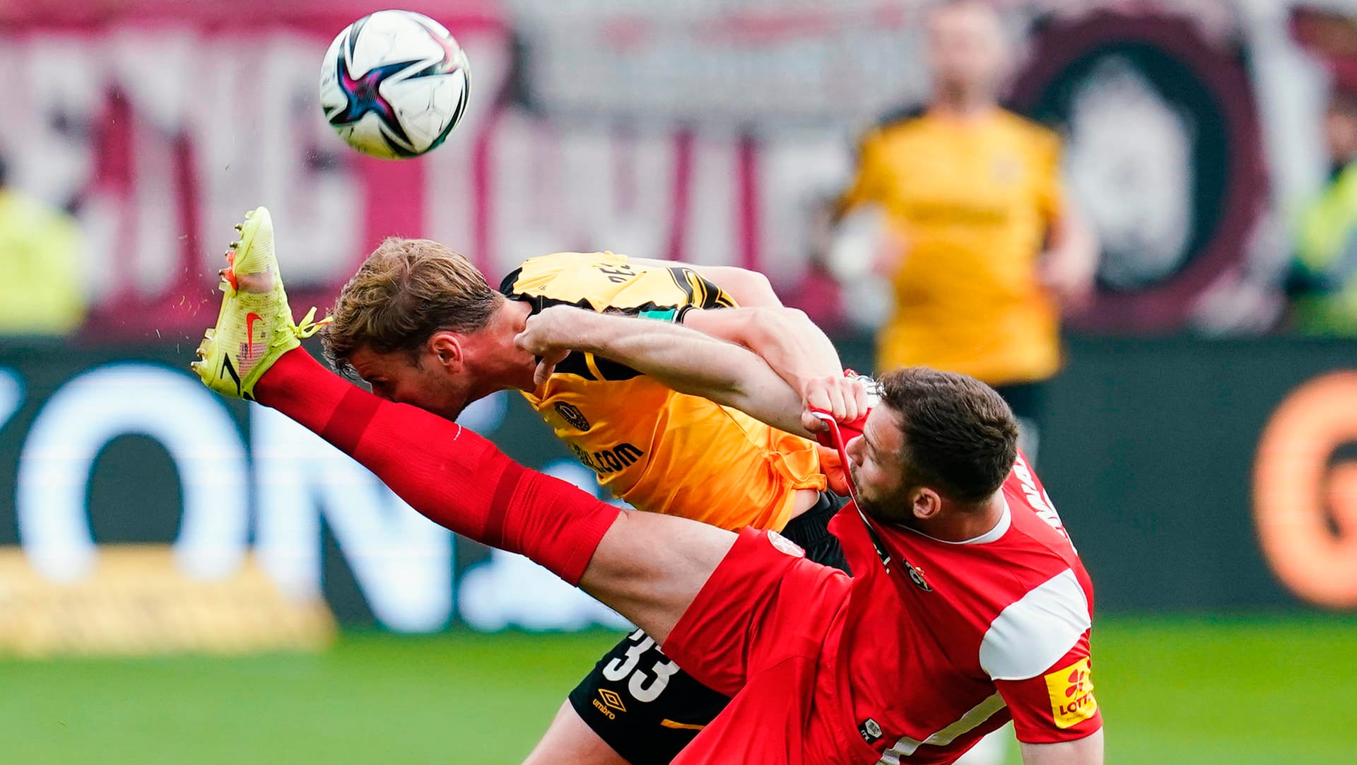 Kein Sieger: Kaiserslautern und Dresden trennten sich 0:0.