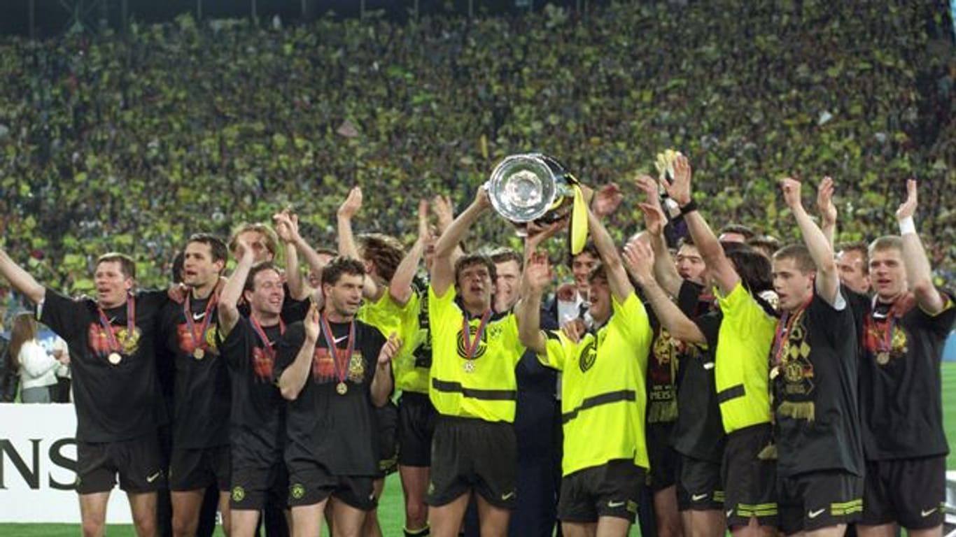 Borussia Dortmund gewann das Champions-League-Finale 1997 gegen Juventus Turin mit 3:1.