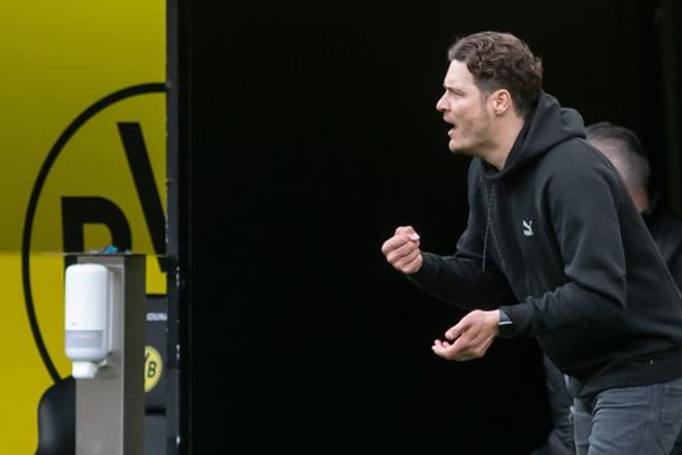 Soll erneut bei Borussia Dortmund übernehmen: Trainer Edin Terzic.