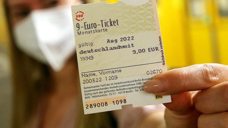 9-Euro-Monatstickets in Bussen und Bahnen