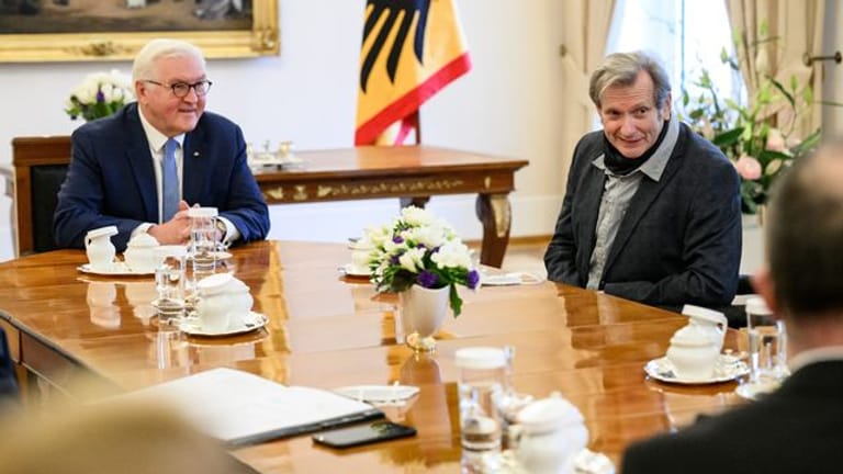 Bundespräsident Steinmeier empfängt Gerhard Trabert