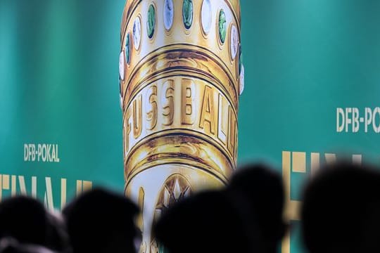 Vor dem DFB-Pokal-Finale kam es zu einem Zwischenfall bei einem Leipziger Fanfest.