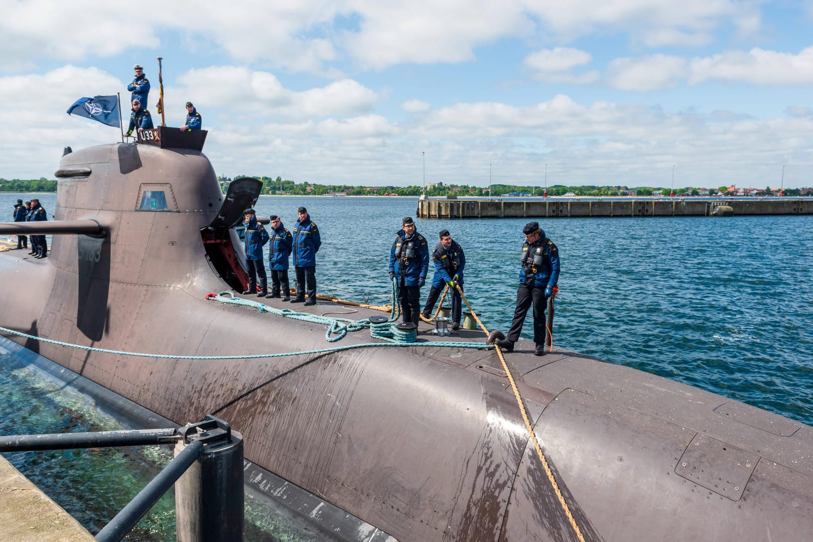 Marinesoldaten auf einem deutschen U33-Boot (Archivbild): Angeblich sollen neue U-Boote angeschafft werden.