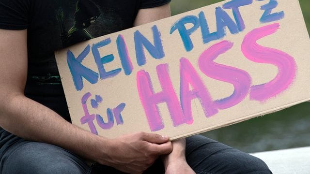 Straftaten gegen Politiker Straftaten gegen Politiker