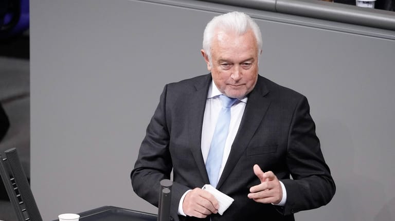 Wolfgang Kubicki (FDP): Er kritisiert den Bundeskanzler.